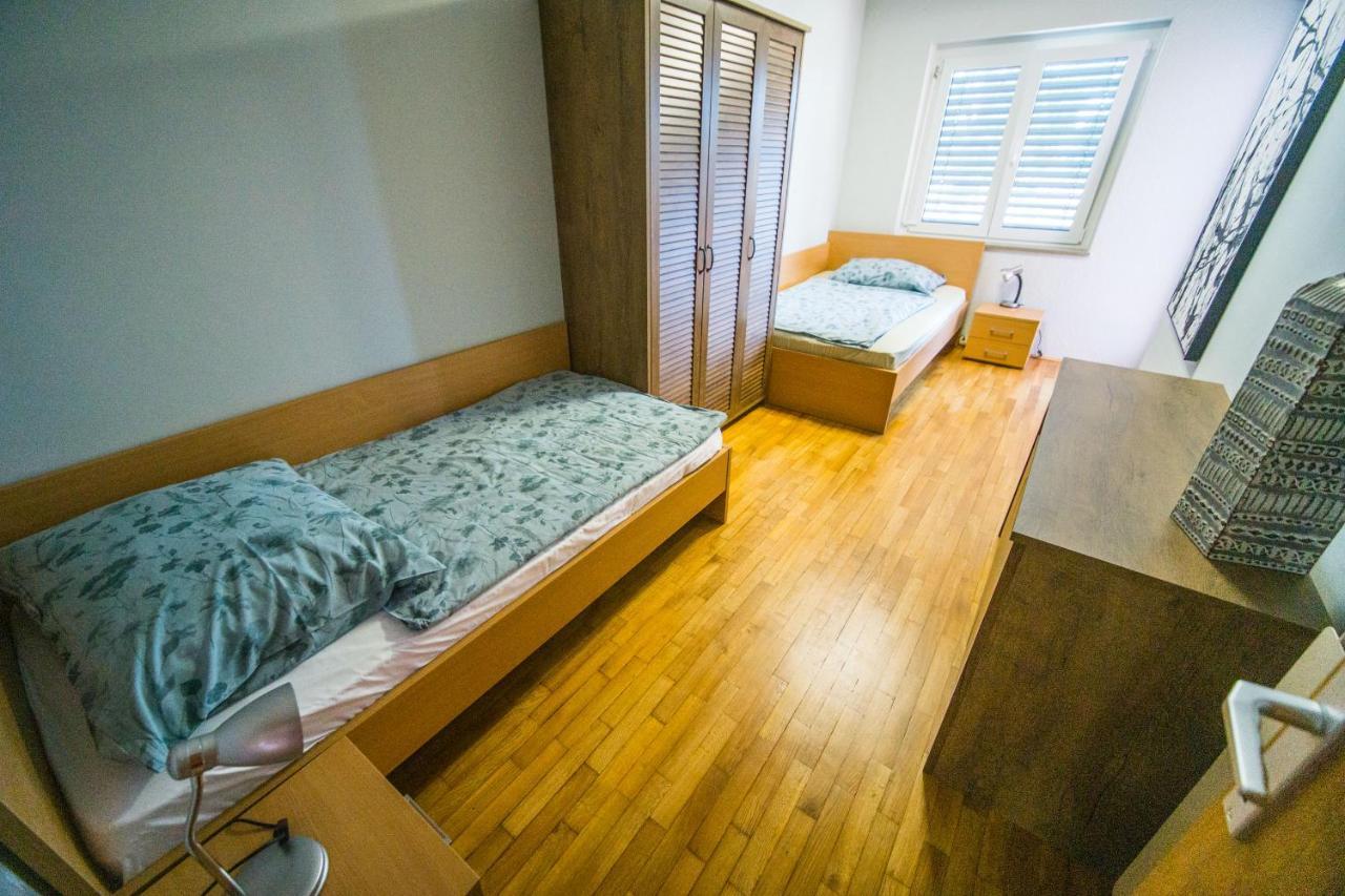 Apartments Sara 7, 8, 9 Portorož Buitenkant foto